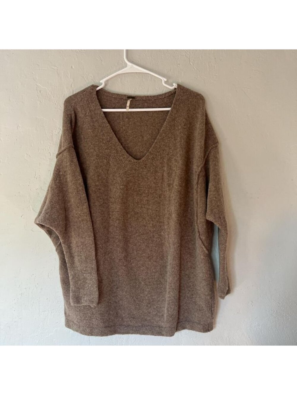Free People Women's Brown v-neck sweater